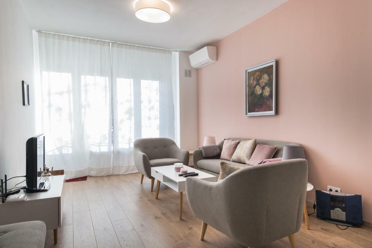 Chic And Spacious Apartment In Central Sofia - Patriarh Evtimiy By Flat Mаnager Buitenkant foto