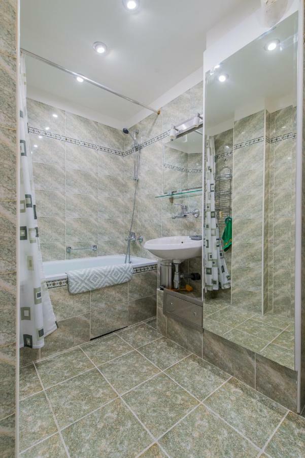 Chic And Spacious Apartment In Central Sofia - Patriarh Evtimiy By Flat Mаnager Buitenkant foto