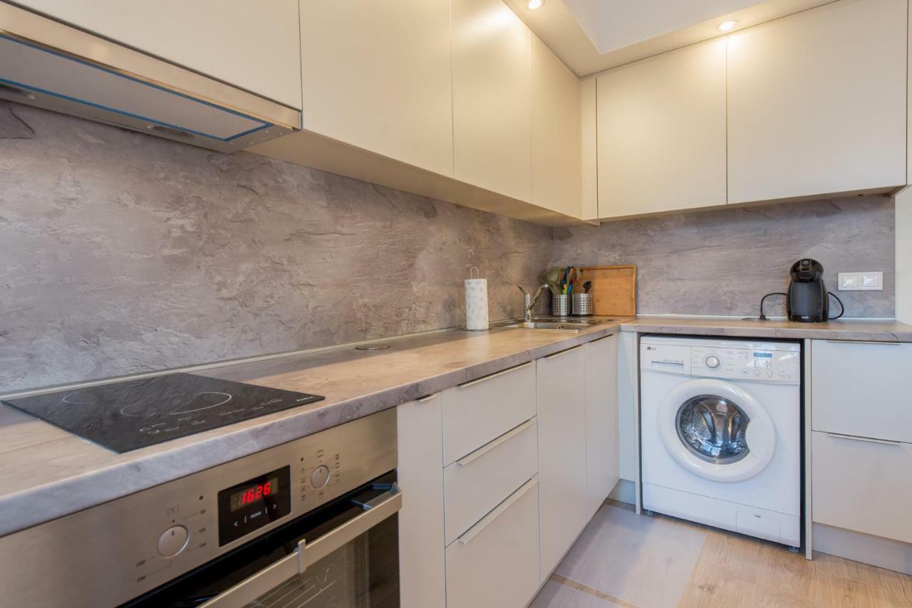 Chic And Spacious Apartment In Central Sofia - Patriarh Evtimiy By Flat Mаnager Buitenkant foto